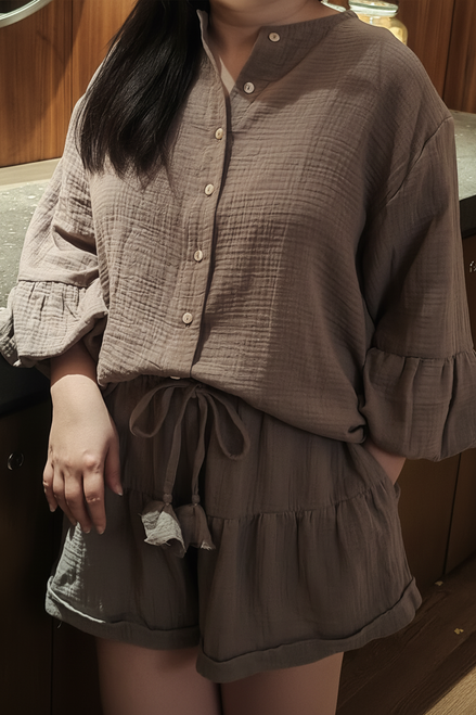 Isla Shorts (Coffee)